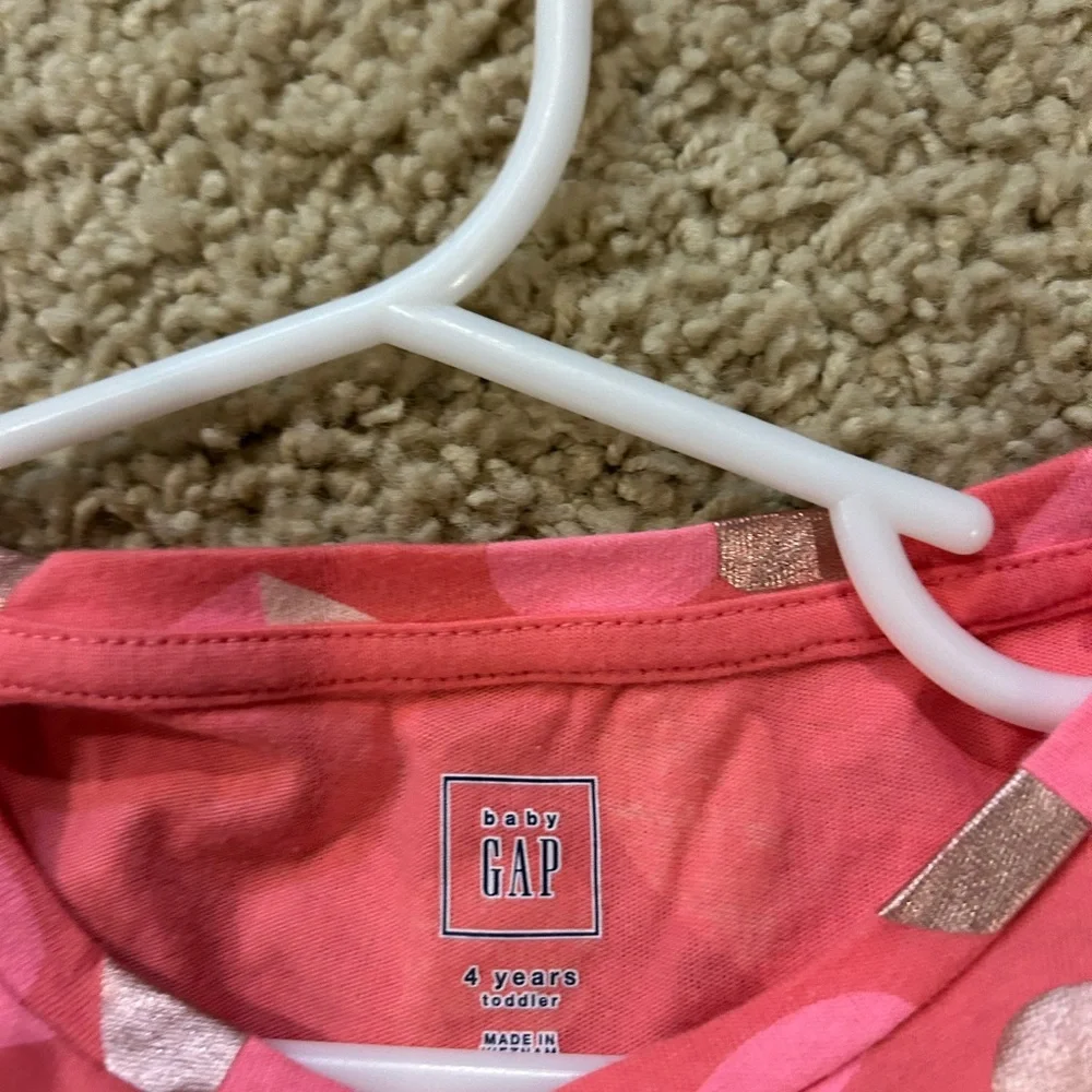 GAP Girls Pink Heart Print Short Sleeve Top with Gold Accents